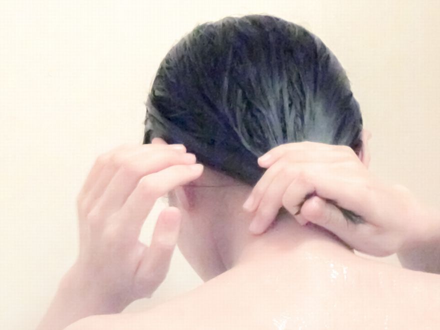 頭皮のたるみを防ぐための洗髪法